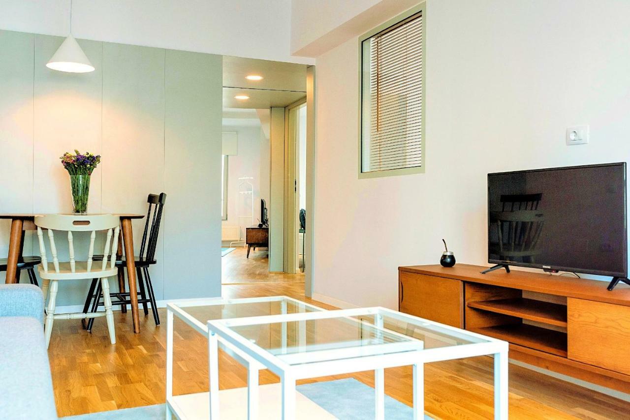 Old Town Riverview Apartment Bucureşti Exterior foto
